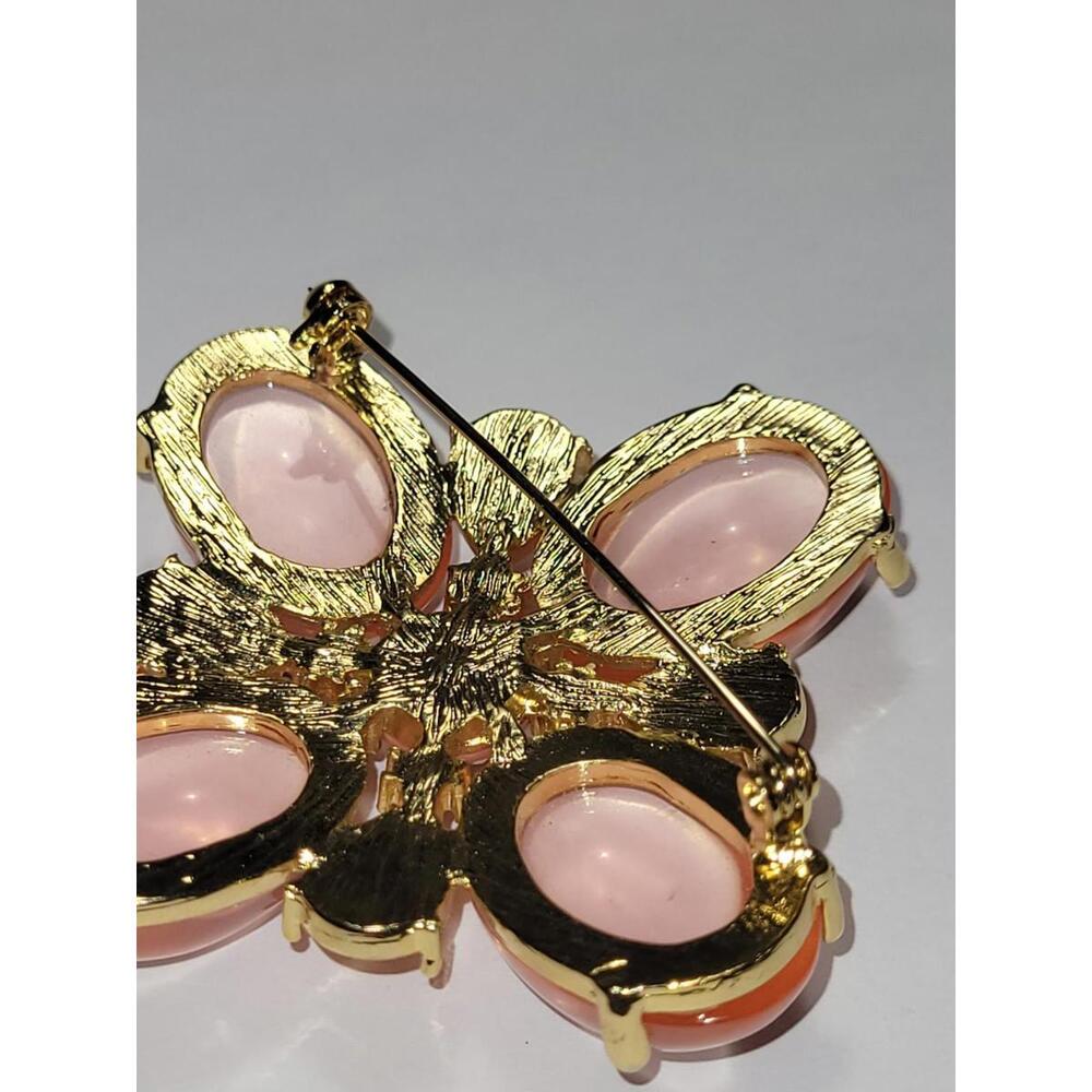 Vintage Style Pink Cabochon Brooch Pin Gold Tone Statement Jewelry Accessory - Picture 9 of 15